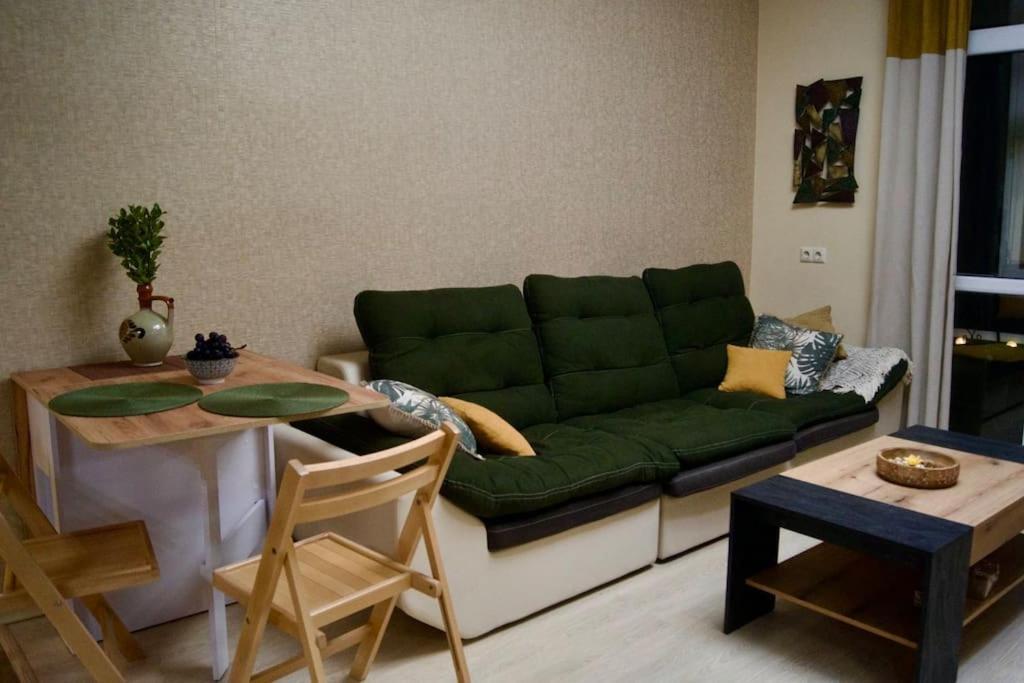 Cozy 2Br Oasis In Central Burgas Exterior photo