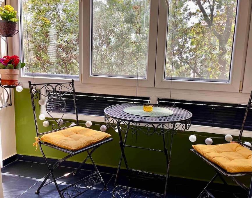 Cozy 2Br Oasis In Central Burgas Exterior photo